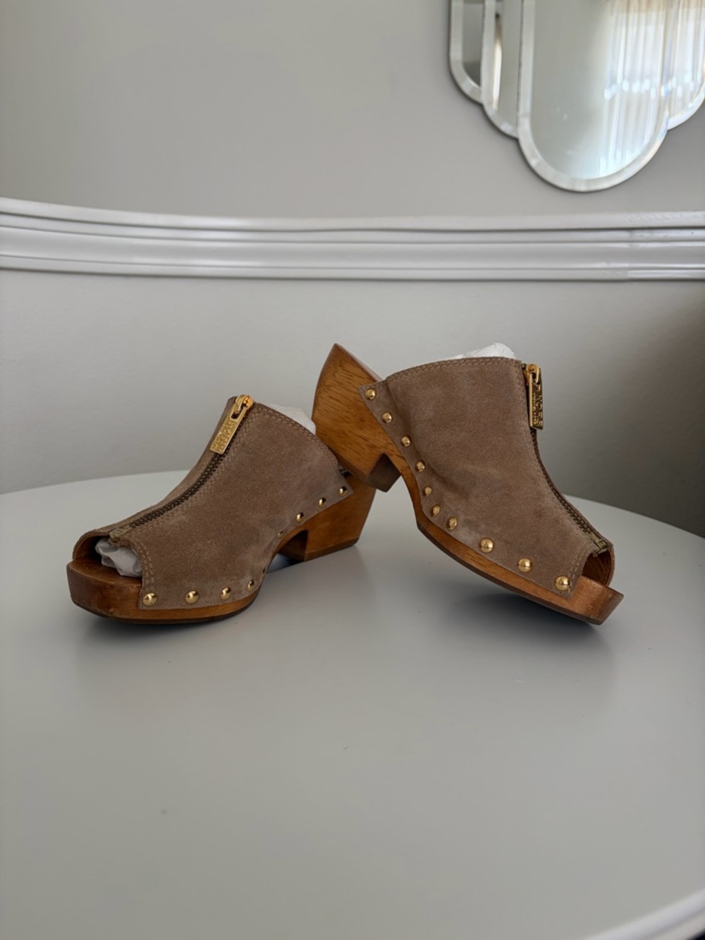 Michael Kors Suede clog sandal size 6